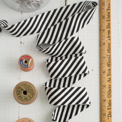 Black + White Stripe | Bias Quilt Binding